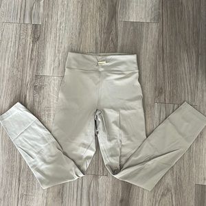 Gymshark x Whitney Simmons V3 Collection Leggings